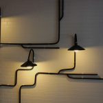 Comment intégrer des lumières suspendues dans votre salon ?