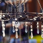 Comment utiliser les appliques murales pour éclairer votre salon ?