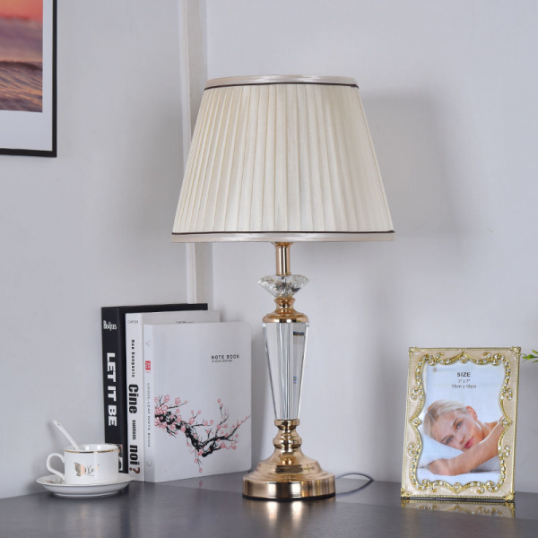 Lampe de table design de luxe en cristal
