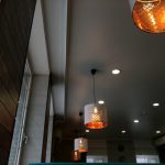 Quels matériaux pour un éclairage scandinave authentique ?
