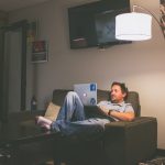 Comment crée Une Décoration Épurée Sublimée par un Éclairage Doux
