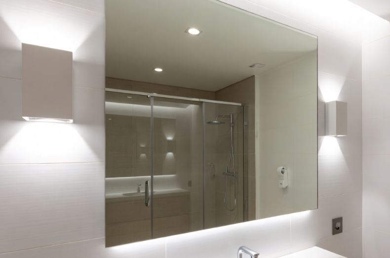 photo Lumière indirecte dans la salle de bain : créer une ambiance élégante